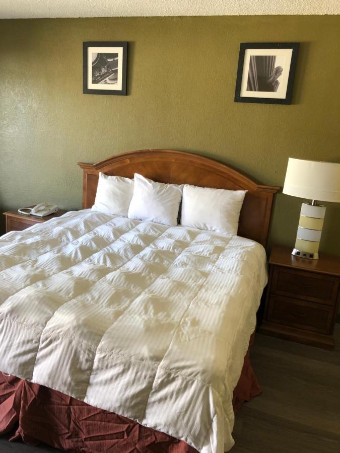 Americas Best Value Inn - Wilson Exterior foto